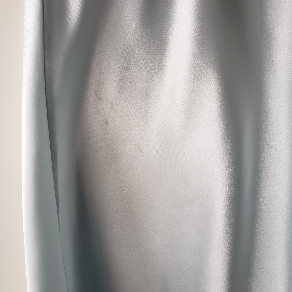 ✨️FINAL SALE✨️ vintage light blue slip with lace details size XL - Picture 6 of 7